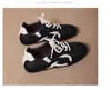 Sapatos de treino alemães pretos de bico redondo, com cadarço e sola macia, para mulheres, novo estilo outono 2026, sapatos casuais para atividades ao ar livre, sapatos esportivos, sapatos de corrida