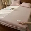 Sábana Bajera de Algodón Puro Doble Capa de Gasa Pieza Única Protector de Colchón 100% Algodón Juego de Tres Piezas para Cama Individual de Dormitorio Modelo Nuevo 2026