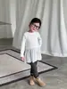 Nova Roupa Infantil Estilo Coreano Outono 2026: Jaqueta Corta-Vento com Capuz Floral Reversível Retrô para Meninas