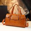 Bolso de piel auténtica tailandesa para mujer 2023 nuevo bolso de muñeca para cena bolso de hombro bolso para madre de mediana edad bolso de mano con estampado de cocodrilo para mujer