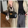 Bolso de Mujer 2026 Nuevo Modelo Bolso Cruzado de Moda Versátil Cartera de Monedas Grabada Bolso Boston para Mujer Elegante Bolso Bowling