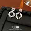 Pendientes Cuadrados de Perla con Aguja de Plata Chapada en Oro Real, Estilo Retro Francés, Pendientes Versátiles, Pendientes de Nicho de Gama Alta para Mujer