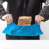 Paquete de 100 Cubrezapatos No Tejidos Desechables Gruesos Antideslizantes para Pies Cubierta para el Hogar Resistente a la Suciedad Resistente al Desgaste Cubrezapatos sin Fregado de Suelo