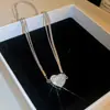 Collar Magnético de Múltiples Capas con Corazón Incrustado de Diamantes, Cadena Clavicular de Lujo Ligero de Nicho, Accesorio de Cuello Versátil Personalizado Exquisito de Gama Alta Venta al por Mayor