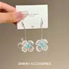 Brincos de Flor Transparentes Tridimensionais de Verão, Únicos, Bonitos, Luxo Leve, Nicho, Descolados, Personalizados, Modernos e Versáteis