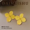 Pendientes de flor de laca aterciopelada versátiles y exquisitos, con aguja de plata s925, frescos y elegantes para primavera-verano, con un toque de lujo ligero y alta gama