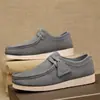 Sapatos de Lesma de Couro Nobuck Primavera e Verão 2025 Estilo Quente de Celebridade da Internet Sapatos Casuais de Couro com Solado Macio Sapatos de Beanie de Uma Perna Sapatos Masculinos