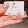 Pendientes Exquisitos y Pequeños de Cruz con Circonita y Perla para Mujer, Aguja de Plata 925, Elegantes Franceses, Nicho de Gama Alta para Mujer
