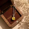 Colgante de collar octogonal Rosa Milenio corte Rosa Paraíba incrustado con diamante de alto carbono, Aretes de diamante coloridos, Anillo de diamante amarillo para mujer