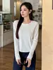 Camiseta básica de manga comprida slim-fit estilo Jiaoxia para mulheres, adequada para primavera e outono, top redondo básico, camada base confortável