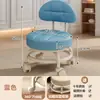 Taburete con Ruedas Giratorias para Abrir Paquetes, Taburete Bajo con Ruedas, Silla Estilo Crema, Taburete Pequeño para el Hogar para Limpiar Pisos, Acabado de Costuras y Organización de Artículos, Taburete Redondo