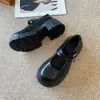 Hui Liya 2033 Sapatos de Couro com Salto Grosso e Plataforma para Mulheres, Estilo High-End para Primavera e Outono com Fivela em Formato de Coração, Sapatos Mary Jane Estilo Britânico Francês