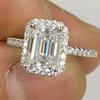 Anillo de Plata Esterlina Xdy925 para Mujer Cubo de Azúcar Micro-Incrustado Grava 1 Quilate 2 Quilates Cuatro Garras Forma Especial Anillo de Moissanita