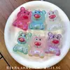 Llavero colgante de oso fresa de resina electrochapada perforada accesorio de dibujos animados llavero adorno DIY oso de juguete