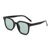 Nuevos Lentes Planos Estilo Coreano Montura Negra Lentes Rubor Cuadrados para Mujer Personalidad Pura Gafas de Sol Estilo Occidental