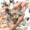 Pelo negro Decoración de grava de cristal Epoxi de cristal Suministro de Amazon Turmalina negra Material roto Enseñanza de ciencia popular Taobao mineral