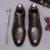 Zapatos de Cuero Formales de Negocios de Piel de Vaca Transfronterizos Zapatos de Cuero Brogue Tallados de Moda para Hombre Zapatos Oxford de Cuero de Estilo Británico de Moda