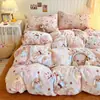 Juego de ropa de cama de cuatro piezas de terciopelo de leche de doble cara con dibujos animados, funda de edredón gruesa de invierno de franela y vellón de coral, y juego de sábanas de franela de tres piezas