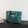 Grande capacidade para baixo bolsa tote feminina 2025 nova bolsa casual moda all-match bolsa de ombro leve na moda atacado