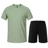 Ropa deportiva de verano de seda helada de secado rápido para correr, traje deportivo multifuncional para entrenamiento, traje de manga corta y shorts, transpirable, cómodo, venta al por mayor