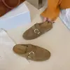 Mules Slip-on de Fundo Plano Estilo Old Money Retrô Femininas 2026 Outono Pato Pessoa Preguiçosa Calçados de Exterior Chinelos Slip-on