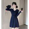 Vestido de Punto Estilo Francés para Mujer, Disparo Real Transfronterizo, Nuevo para Otoño e Invierno, Pequeño, de Alta Gama, Línea A, Vestido Base