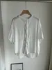 [Bi Zheng] Verano 2026 Nuevo Estilo Coreano Hueco en la Espalda Cuello Redondo Encaje Elegante Holgado Camisa de Manga Corta para Mujer 6635