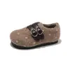 Sapatilhas de Bolinhas para Meninas 2026 Outono/Inverno Novo Estilo Coreano Sapatos de Algodão Quente de Pelúcia para Bebê Mocassins Infantis Tendência