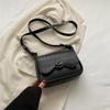 Cor sólida fresco estilo ocidental losango ombro único bolsa nas axilas feminina 2023 primavera e verão nova elegante bolsa quadrada pequena nas axilas