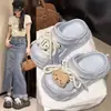 Pantuflas de dibujos animados antideslizantes de suela gruesa con punta abierta, lindas chanclas de playa Hello Kitty para mujer que aumentan la altura, estilo de verano