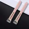 Brocha de Base Sin Costuras con Forma de Pendiente Rosa Leishang 3D Grande para Contorno Facial Cerdas Suaves Brocha de Maquillaje No Absorbente para Base Líquida