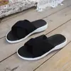 Sandalias Casuales para Mujer 2025 Nuevo Estilo Tacón de Cuña Tira Única Playa Uso al Aire Libre Talla Grande Sandalias Europeas de Tira Cruzada para Mujer