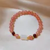 Pulseira de Contas de Calcedônia Branca Cristal de Morango para Mulheres, Pulseira Exclusiva de Luxo Leve Empilhável, Joia de Amizade, Elástica e Ajustável