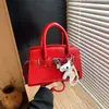 Bolsa Pequeña de Venta Caliente Transfronteriza Otoño/Invierno para Mujer 2026 Nuevo Estilo Moda Versátil Bolso Cruzado Bolso de Mano para el Trabajo Bolso Platino