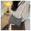 2026 Nuevo Bolso de Hombro con Cadena de Lunares para Mujer Estilo Coreano Retro Bolso de Hombro Cruzado Versátil Bolso Pequeño para Viajes Cotidianos Sensación de Alta Gama
