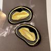Diseño de Nicho Negro Dorado Talla de Gota de Aceite Forma de Labio Pendientes Retro Franceses Lujo Ligero Modernos Distintivos Pendientes Exagerados