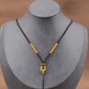 Cordón de Collar Colgante Tejido Ajustable con Colgante de Jade Cera de Abejas Dorada, Moderno y a la Moda