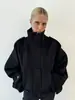 Jaqueta curta de lã preta estilo high street americano com gola alta, ombreiras, corte solto, estilo workwear, casaco de lã vintage
