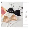 Venta al por mayor del fabricante Tirante Fino Sin Costuras Ultra Fino Ropa Interior Estilo Nuevo Espalda Cruzada Espalda Bonita Push-Up Sujetador de una pieza Wrap