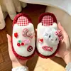 Chinelos de algodão infantis, novos estilos outono/inverno para meninas, chinelos internos antiderrapantes e quentes, chinelos de pelúcia fofos para bebê e combinando pais e filhos