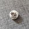 Imitación Raíz de Bodhi Natural Tallado Jade Blanco Bodhi Loto Auspicioso Carácter Bendecido Cuentas Dispersas Cuentas de Joyería de Paz Accesorios diy