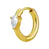 Exquisito pendiente con hebilla de acero de titanio de gran venta transfronteriza, nuevo y moderno pendiente de diamante, temperamento femenino, estilo coreano, simple y amoroso.