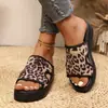 Sandalias de Exterior para Mujer 2025 Verano Nuevas Talla Grande Estampado de Leopardo Forma de I Planas Sandalias de Mujer Venta al por Mayor desde el Fabricante