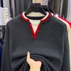 Suéter Color Block com Decote V para Homens, Nova Cor para Primavera e Outono de 2026, Manga Longa de Inverno Quente, Falso Duas Peças, Malha da Moda Tendência
