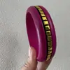 Yongge Jewelry Pulsera Ancha de Madera Cuadrada Incrustada Colorida Estilo Europeo y Americano Moda Apilable Joyería de Mano Al por Mayor