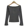 Venta al por mayor de Ropa para Mujer Transfronteriza Otoño e Invierno 2025 Nuevos Tops Sexy de un Hombro con Mangas de Campana Estilo Europeo y Americano Camisetas Ajustadas para Debajo