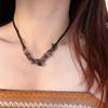Collar de cuentas de piedra natural color Maillard de diseño simple retro para mujer, cadena de clavícula elegante y atractiva.