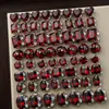 Piedra de Circonita Roja Brillante Pedrería Apilable Pedrería Roja de Lujo Forma Cuadrada Forma de Corazón Acabado Arte de Uñas Hecho a Mano Pedrería Apilable