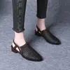 Sandalias perforadas tejidas de comercio exterior transfronterizas, zapatos de mujer de verano modernos y casuales, huecos, transpirables, con tacón grueso y punta.