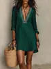 Moda Feminina Transfronteiriça Europeia e Americana Independente Verão 2026 Novo Vestido Elegante Estilo Resort de Manga Média com Decote V